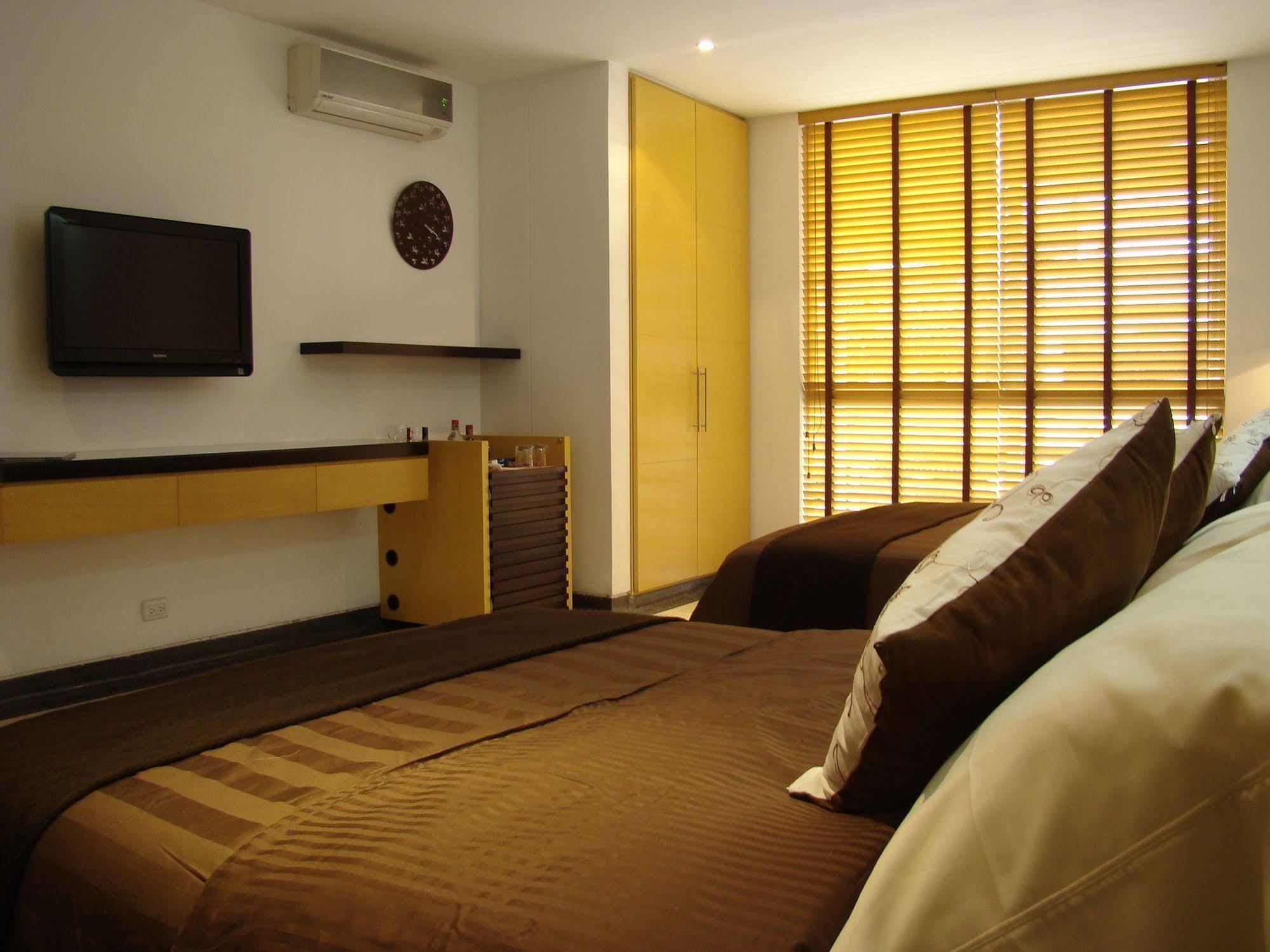Ofihotel Versalles Cali Εξωτερικό φωτογραφία